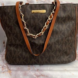 Michael Kors tote